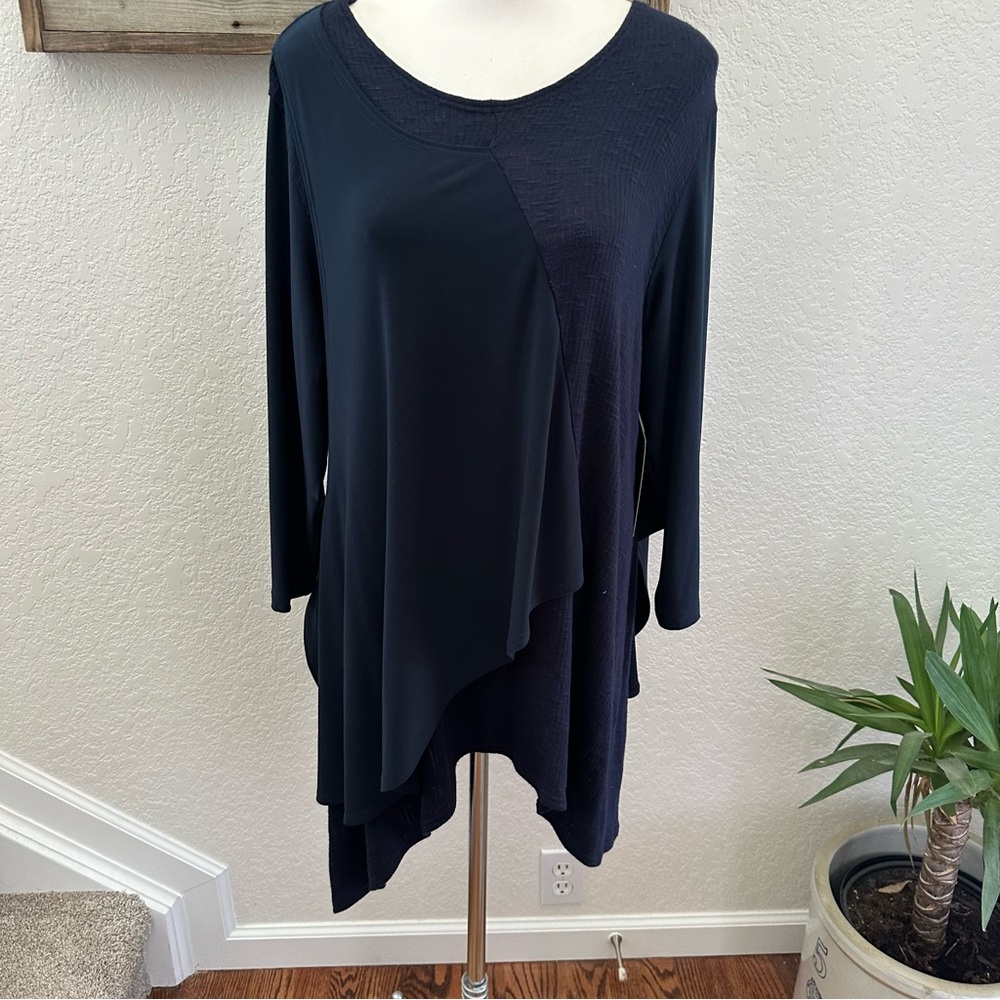 Sympli Navy Tunic mixed media Women's Top ladies size 16 NWT